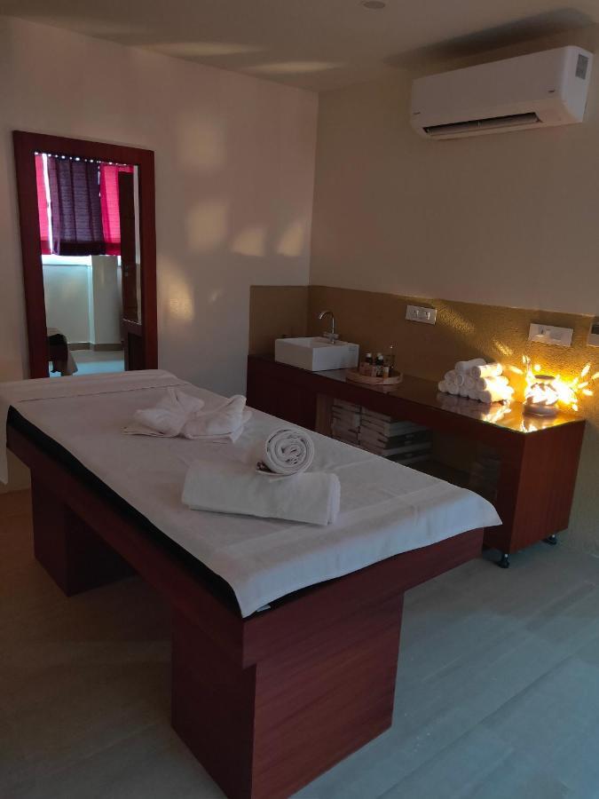Holy River Hotel Rišikéš Exteriér fotografie